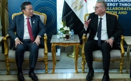 وزير البترول يستعرض خطط شركة بي بي الإنجليزية للتوسع في سوق الطاقة المصرية