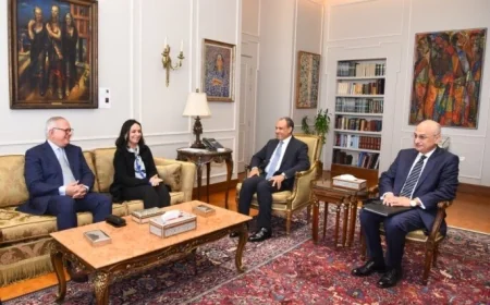 وزيرا الخارجية والتضامن يتناقشان حول تعزيز أنشطة منظمة الشعوب الأفروآسيوية