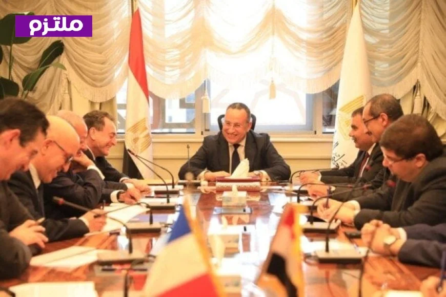 عبد العزيز قنصوة والسفير الفرنسي يبحثان سبل تعزيز الابتكار ودعم التعليم العالي في مصر