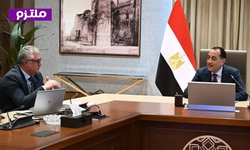 رئيس الوزراء يراقب تقدم تنفيذ مشروعات المنطقة الاقتصادية لقناة السويس