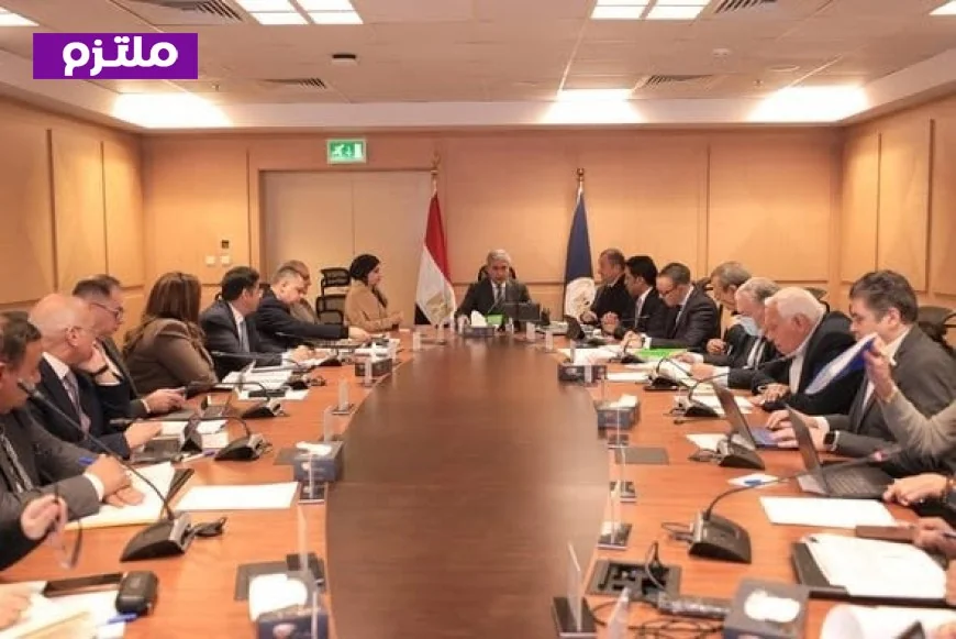 وزير السياحة والآثار يقود اجتماع مجلس إدارة المجلس الأعلى للآثار لتعزيز التراث الثقافي