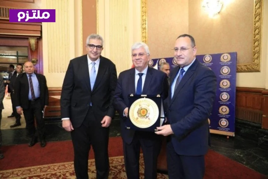 تكريم الدكتور أيمن عاشور في حفل الإفطار السنوي للمجلس الأعلى للجامعات