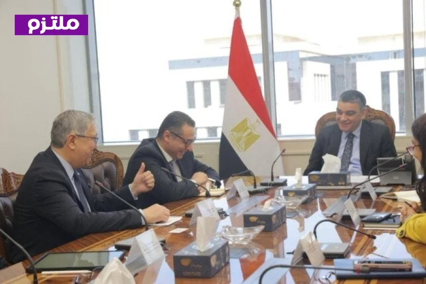 الشراء الموحد تدرس مع Abdi İbrahim Pharmaceuticals خطوات توطين صناعة الأدوية في مصر