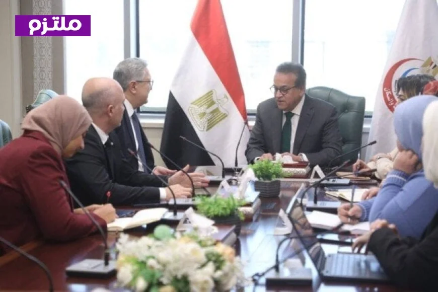 وزير الصحة يتعاون مع وفد تركي لدعم استثمار صناعة الأدوية في البلاد