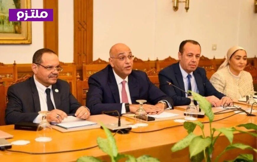 باسل رحمي يؤكد على ضرورة التنسيق مع المنظمات الدولية لتعزيز إدماج القطاع غير الرسمي