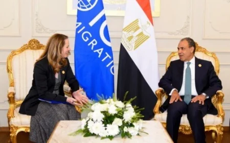 وزير الخارجية يناقش قضايا الهجرة مع المديرة العامة للمنظمة الدولية للهجرة