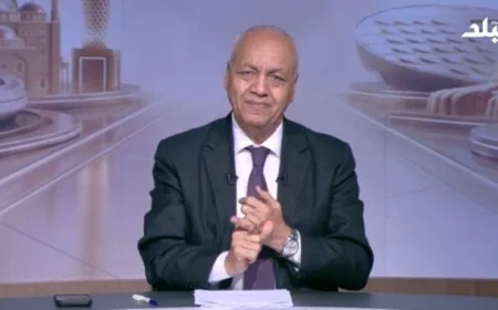مصطفى بكري يحذر المصريين من الانسياق وراء اللجان الإلكترونية التي تهدف لنشر الإحباط واليأس