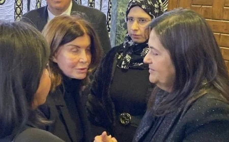 سياسيون وفنانون وإعلاميون يتوافدون لتقديم العزاء في وفاة الدكتورة هالة مصطفى مع صور مؤثرة