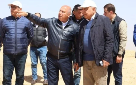 وزير النقل ووزير الكهرباء يزوران جبل الجلالة لتعزيز مشاريع طاقة الرياح ودعم التحول نحو الطاقة المتجددة