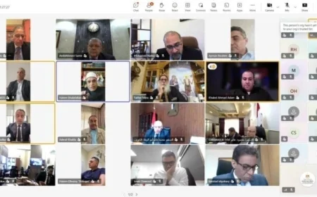 نائب وزير الخارجية يعقد اجتماعاً مثيراً مع أبناء الجالية المصرية في العراق