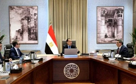 رئيس الوزراء يراقب الوضع المالي للهيئة المصرية للشراء الموحد ويسرع في سداد مستحقات الموردين