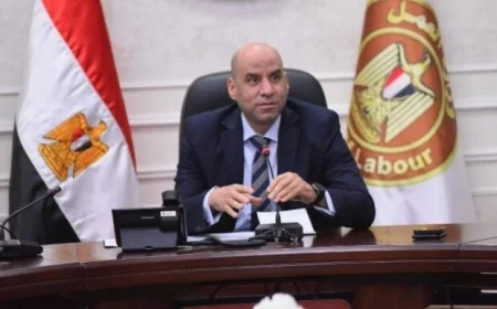 وزير العمل يعلن إجازة رسمية للقطاع الخاص يوم الاثنين احتفالا بشم النسيم