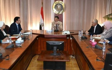 وزير الصناعة يعزز دعم تطوير الصناعات الحرفية لدفع تنافسيتها وتعزيز الهوية المصرية