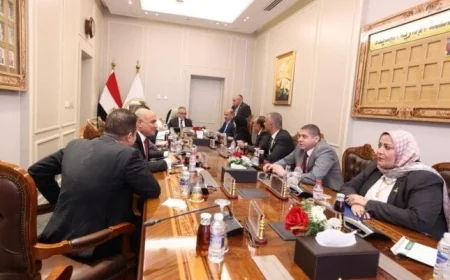 وزير العدل يلتقي أعضاء مجلس النواب والشيوخ لتعزيز التعاون المؤسسي وتجديد الخدمات الحكومية