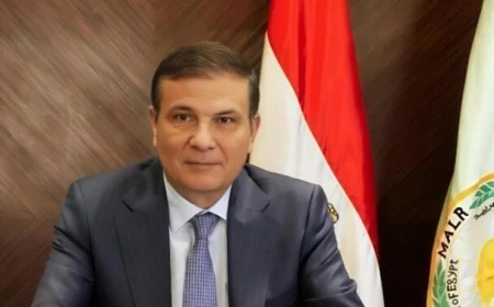 وزير الزراعة يوجه التهاني لقداسة البابا تواضروس الثاني بمناسبة عيد القيامة المجيد