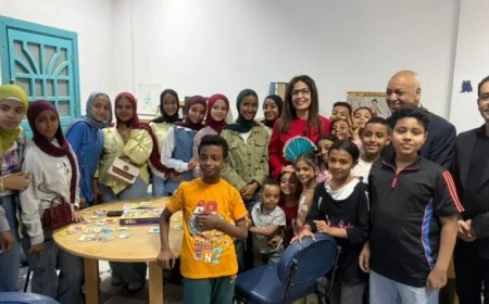 وزيرة الثقافة تتألق في مهرجان فني ثقافي لدعم الأيتام في قنا