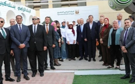 وزير الزراعة يزور معرض زهور الربيع ويثني على الحضور الجماهيري الكبير