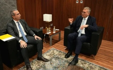 وزير البترول يراقب تقدم التعاون في مشروع نقل الغاز من حقل كرونوس القبرصي إلى مصر