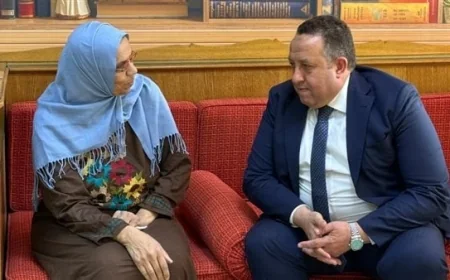 نقيب المهندسين يقوم بزيارة مميزة لمهندسة الطاقة الذرية ليلى إبراهيم