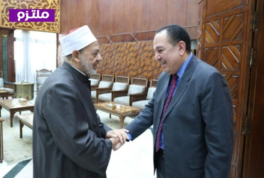 شيخ الأزهر يشيد بعلاقات الأخوة بين مصر والكويت ويستنكر الاعتداءات الإيرانية