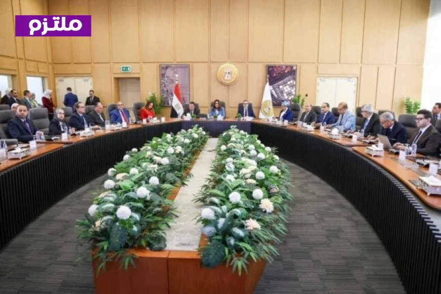 وزراء التنمية المحلية والتخطيط والتعليم العالي يعلنون عن انطلاق المرحلة الرابعة من مبادرة المشروعات الذكية الخضراء