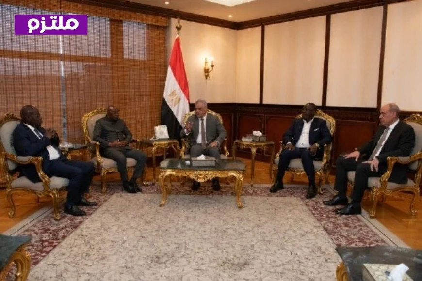 وزير الإنتاج الحربي يستقبل وفد رفيع من جمهورية إفريقيا الوسطى لتعزيز التعاون المشترك