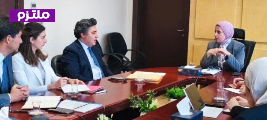 تعزيز التعاون الاقتصادي عبر مباحثات ثنائية بين الخارجية ووفد وزارة الخزانة الفرنسية