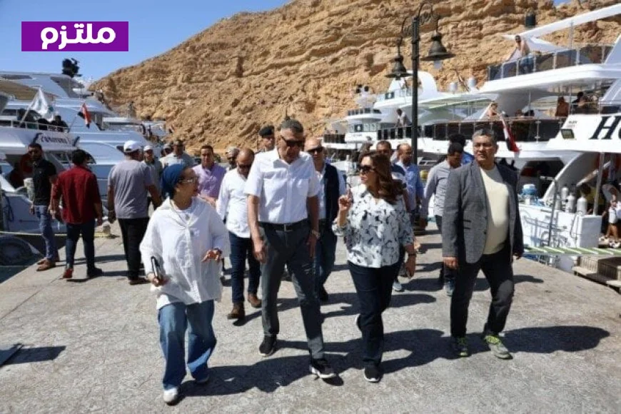 وزيرة التنمية المحلية تستعرض أول مركب وغواصة صديقة للبيئة تعمل بالطاقة الشمسية والرياح المستدامة