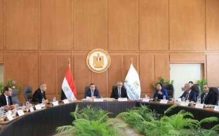 التعليم العالي تطلق برنامج الكوادر الأكاديمية للمصانع لتعزيز العلاقة بين البحث العلمي والصناعة