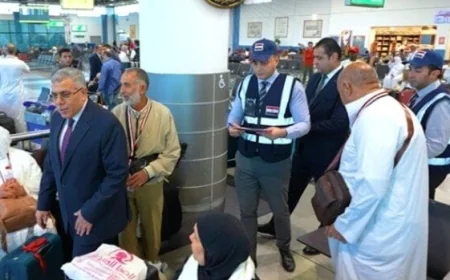 مغادرة أول دفعة من حجاج القرعة من مطار القاهرة إلى المدينة المنورة مع صور وفيديو حصرية