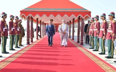 الرئيس السيسي يتمسك برفض مصر القاطع لأي تهديد يمس الدول العربية خلال لقائه مع سلطان عمان