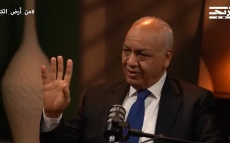 تفاصيل مثيرة عن مقتل معمر القذافي ونجله في بودكاست مصطفى بكري الذي لاقى اهتمام الصحف الليبية