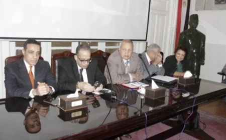 ندوة معهد الوفد للدراسات السياسية تدعو إلى إعادة تفعيل المجالس المحلية لتعزيز المشاركة المجتمعية