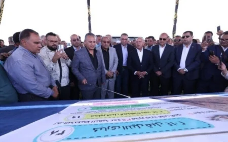 وزير النقل يطلق التشغيل التجريبي للمرحلة الأولى من محور الفشن التنموي لتعزيز التنمية الاقتصادية