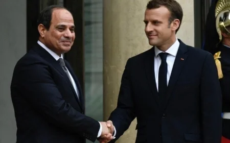 الرئيس السيسي ونظيره الفرنسي يستكشفان المعالم التاريخية في جولة تفقدية مميزة بالإسكندرية