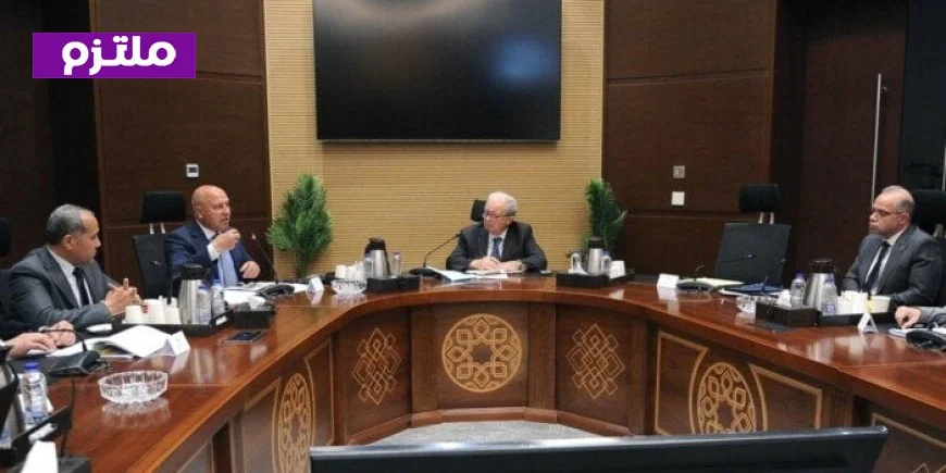 وزير النقل يكشف عن خطط القطار الكهربائي السريع بطول 2000 كم و60 محطة لنقل 2.5 مليون راكب يوميًا