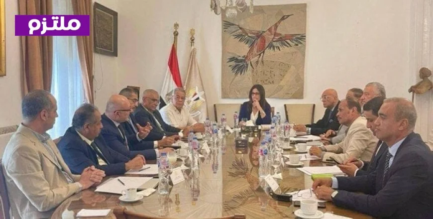 وزيرة الثقافة تفتح الستار عن خطة صفر مخازن لتعزيز قطاع الكتاب