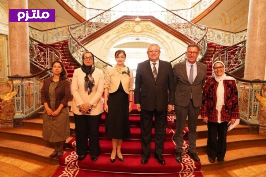 جامعة عين شمس تستعرض فرص تعزيز الشراكات الأكاديمية والثقافية مع سفيرة رومانيا وملحق التعاون الفرنسي