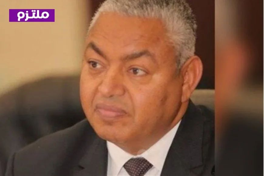محمود بكري يتحول من عالم الصحافة إلى العمل المجتمعي في رحلة مهنية ملهمة