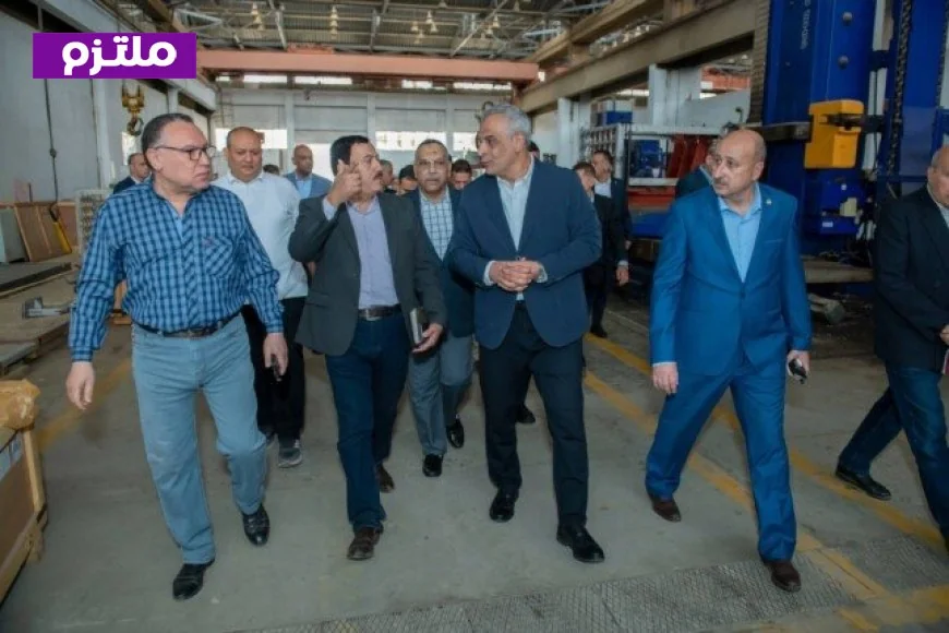 جمبلاط يؤكد في جولته بمصنع 100 الحربي أهمية استمرارية الإنتاج وتوطين التكنولوجيا لتعزيز القدرات الوطنية