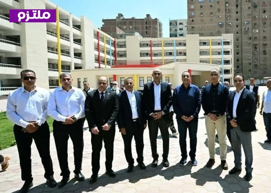 مدبولي يلبي مطالب نواب الجيزة باستكمال مشاريع الصرف الصحي وبناء مدارس جديدة