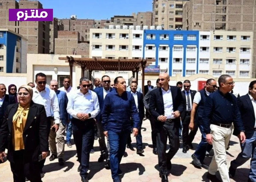 مدبولي يجري حوارًا مع طلاب مجمع بولاق الدكرور التعليمي حول منصة كيريو الجديدة