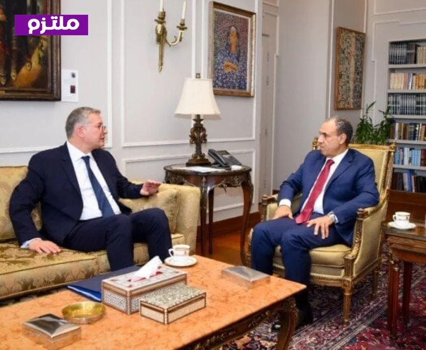 تصعيدا لاستثمارات القطاع البترولي الخارجية تبحث آليات جذب وتطوير الاستثمار