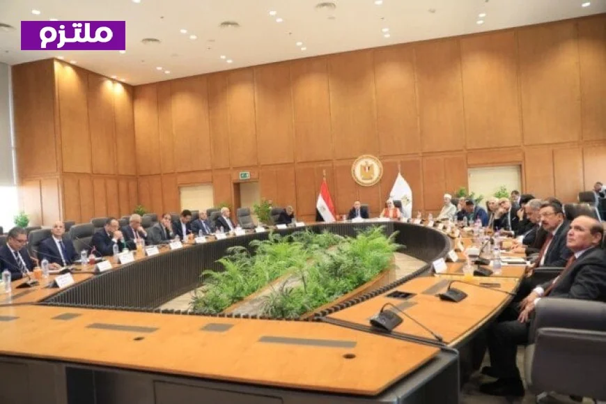 وزير التعليم العالي يدعو لتسريع تدويل الجامعات المصرية وتصدير خدماتها إلى الأسواق العالمية