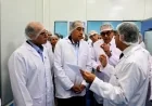 رئيس الوزراء يتفقد مصنع جلوبال أدفانسد للأدوية الذي يصدر لأكثر من 40 دولة بعائدات تصل إلى 10 ملايين دولار