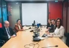 وزيرة الثقافة تتناول أهمية الوعي البصري في اجتماع مع رئيس مركز بومبيدو الفرنسي