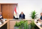 وزير الري يراقب خطوات تطوير مصلحة الميكانيكا والكهرباء ومحطات الرفع في جميع أنحاء الجمهورية