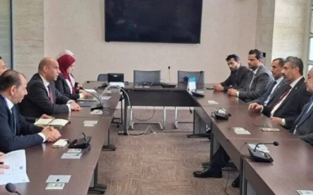 مصر وسلطنة عمان تعززان التعاون في مجالات التشغيل والحماية الاجتماعية