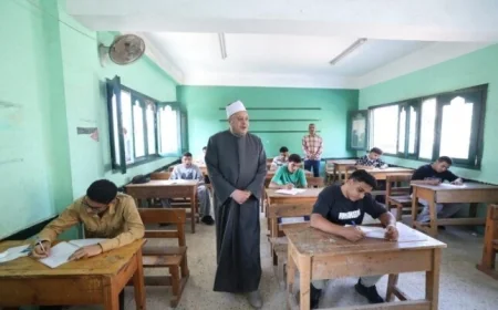 أكثر من 82 ألف طالب في القسم الأدبي بالثانوية الأزهرية 2026 يؤدون امتحانات القرآن الكريم والحديث الشريف