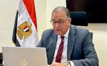 نائب وزير الخارجية يلتقي بالمغتربين المصريين في روسيا لتعزيز العلاقات
